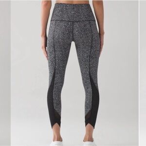 Lululemon Wunder Under Leggings High Rise Laser Cut Jacquard Black White Size 6
